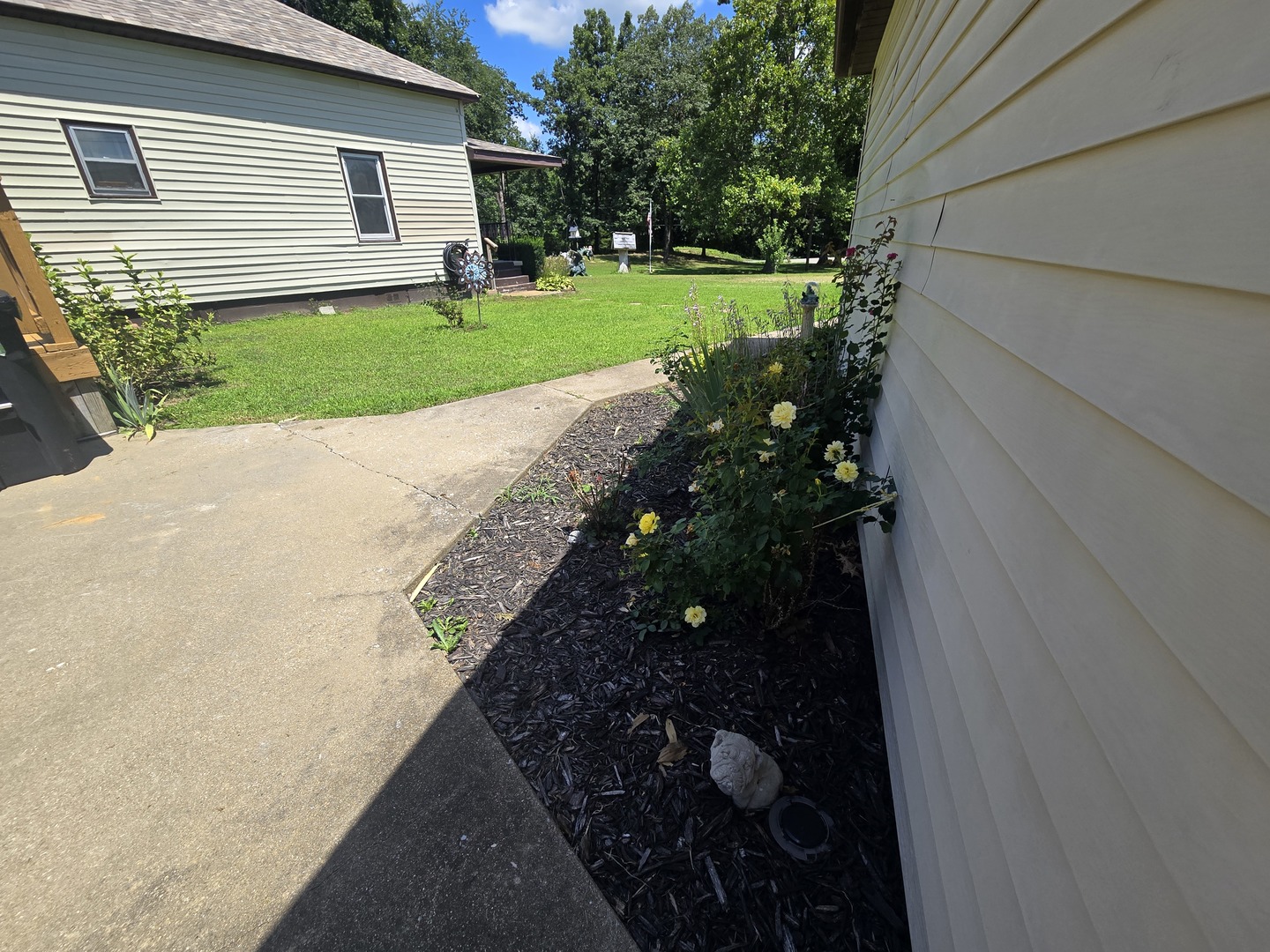 4707 E Il Highway 15 Property Photo 5