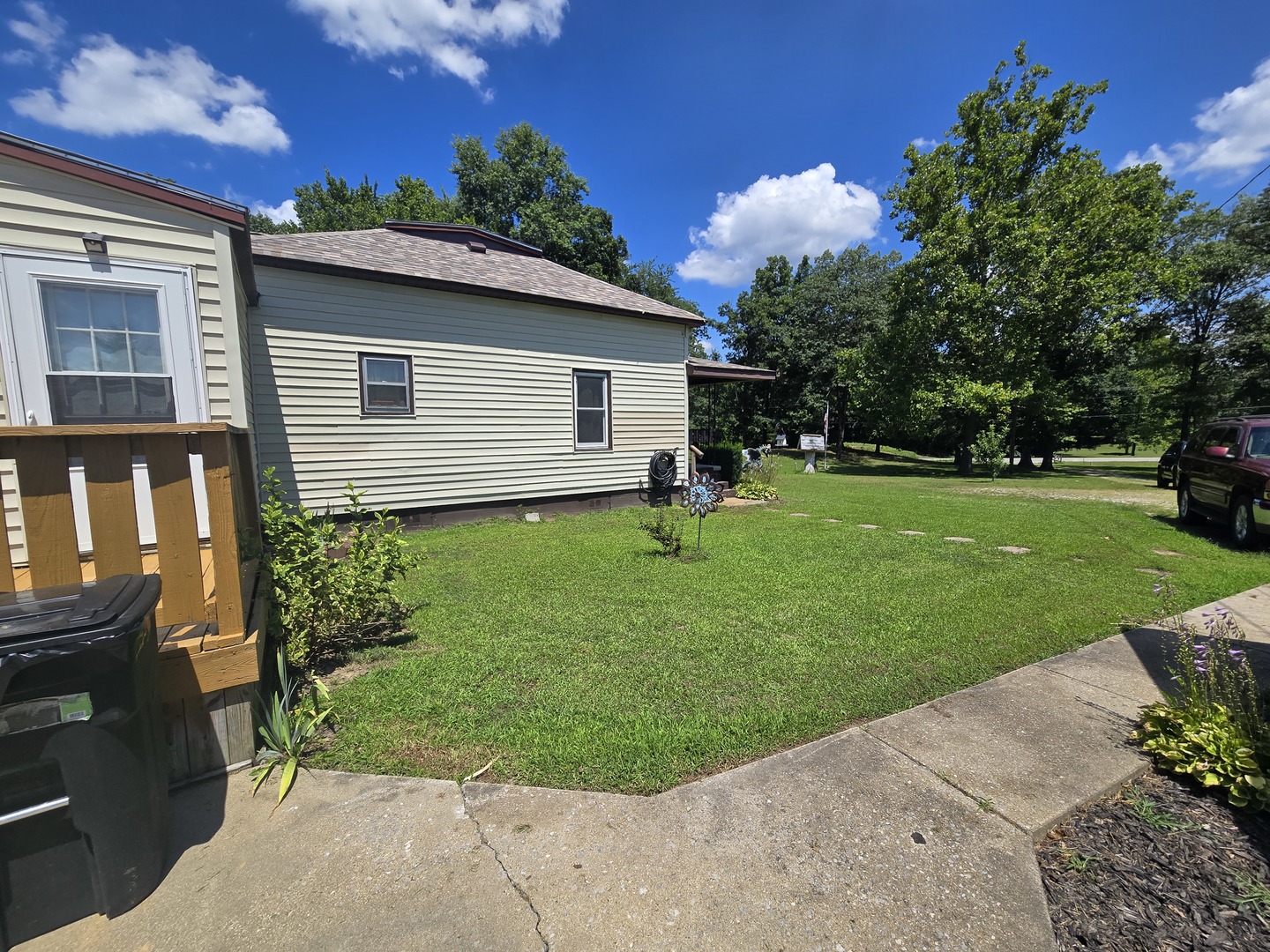 4707 E Il Highway 15 Property Photo 6