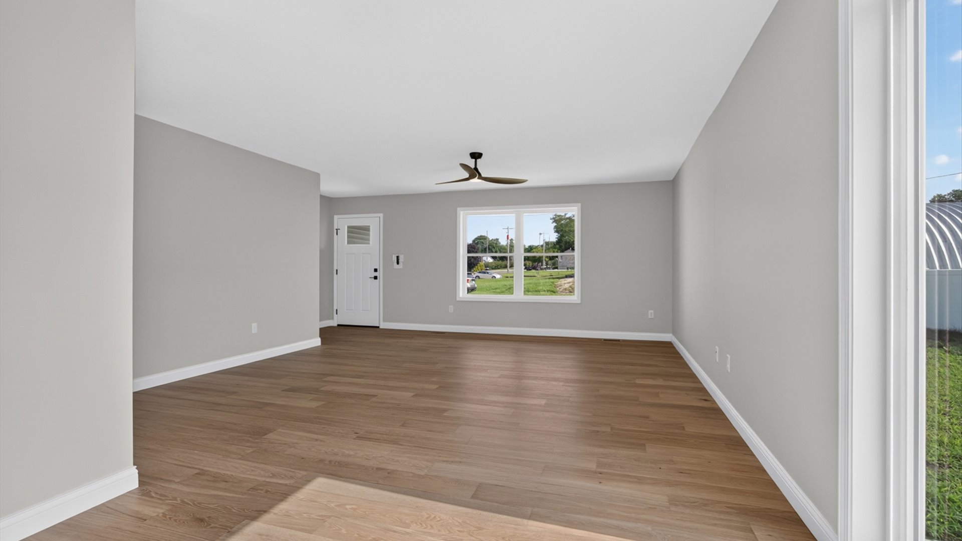902 W South Street Property Photo 16