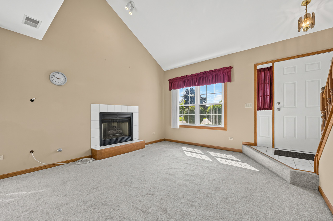 1504 Root Street Property Photo 5