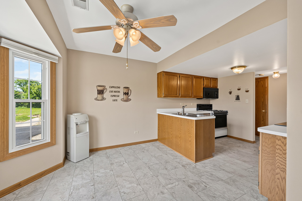 1504 Root Street Property Photo 8