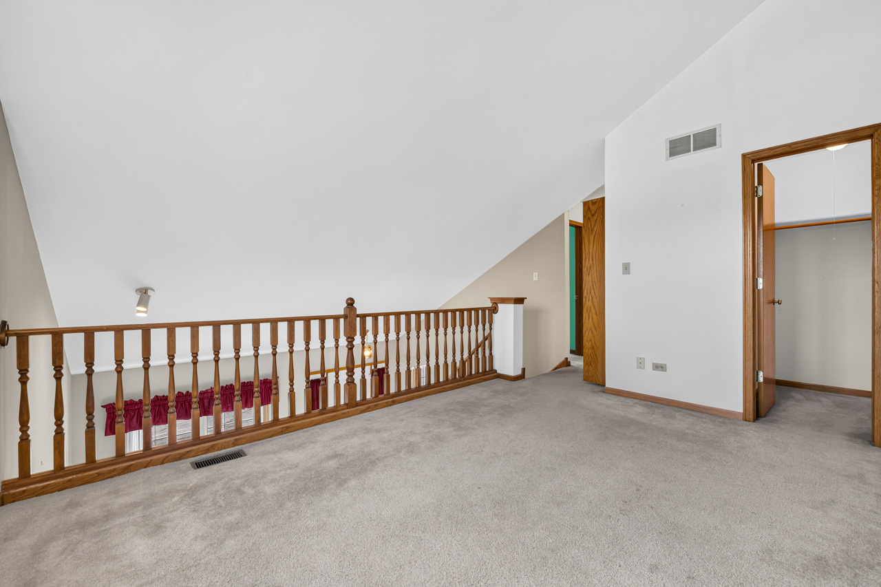 1504 Root Street Property Photo 16