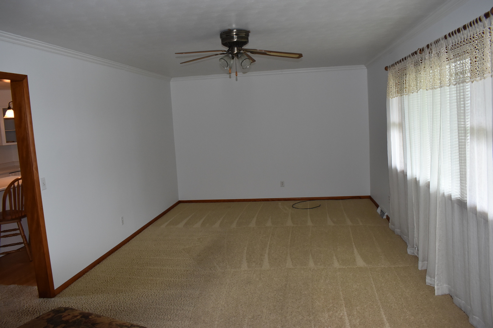 301 E Ririe Place Property Photo 5