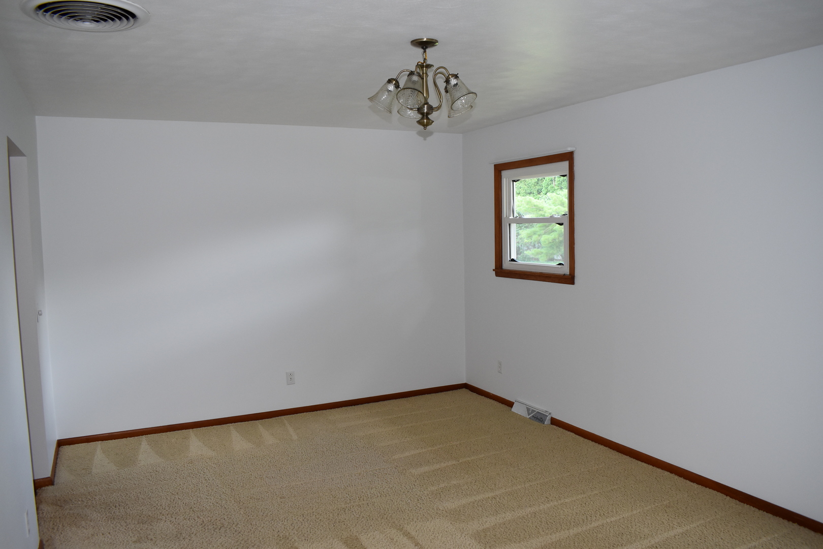 301 E Ririe Place Property Photo 7