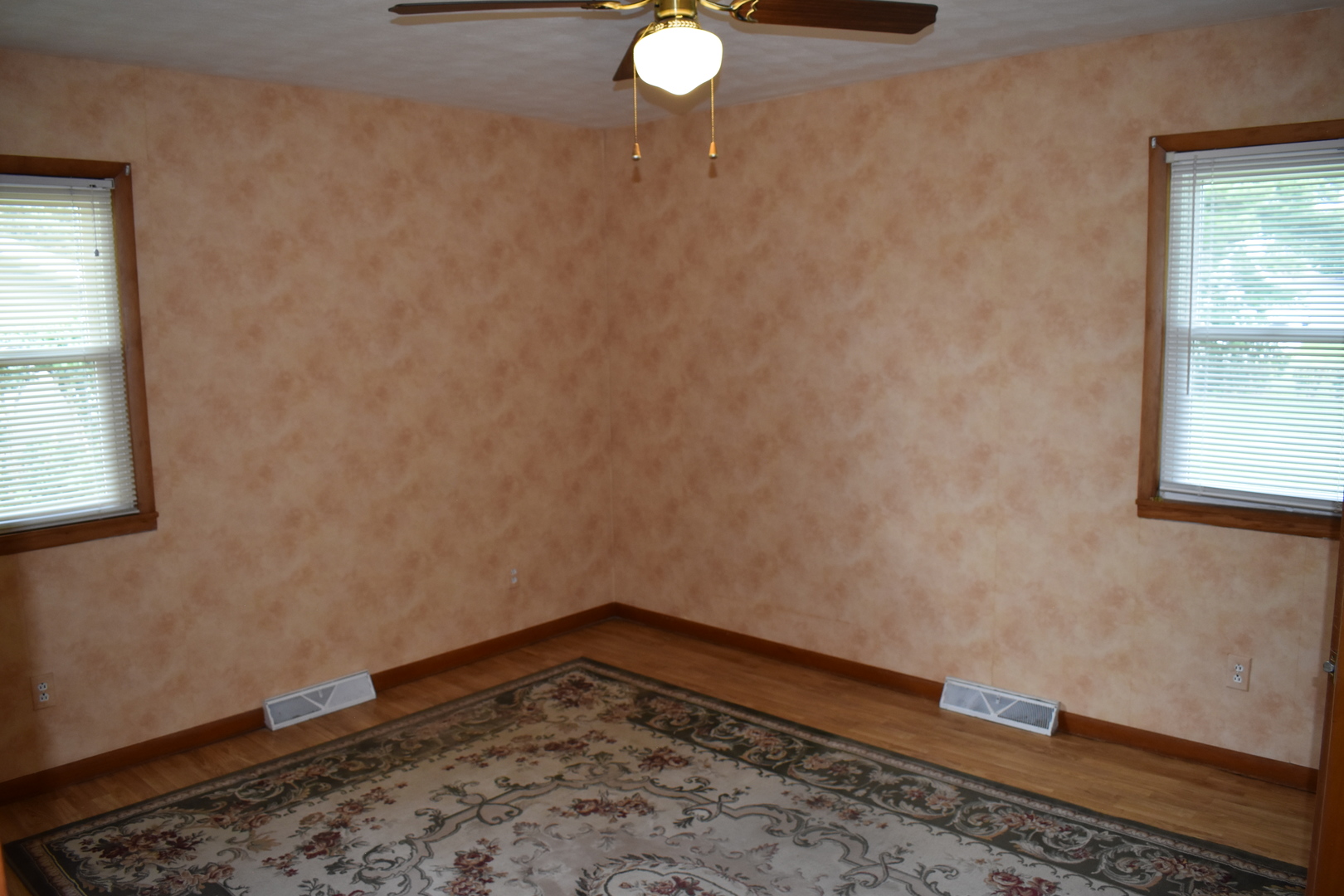301 E Ririe Place Property Photo 12