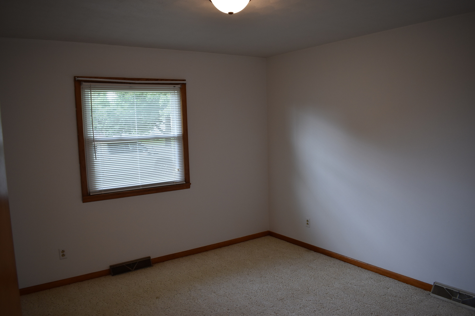 301 E Ririe Place Property Photo 13
