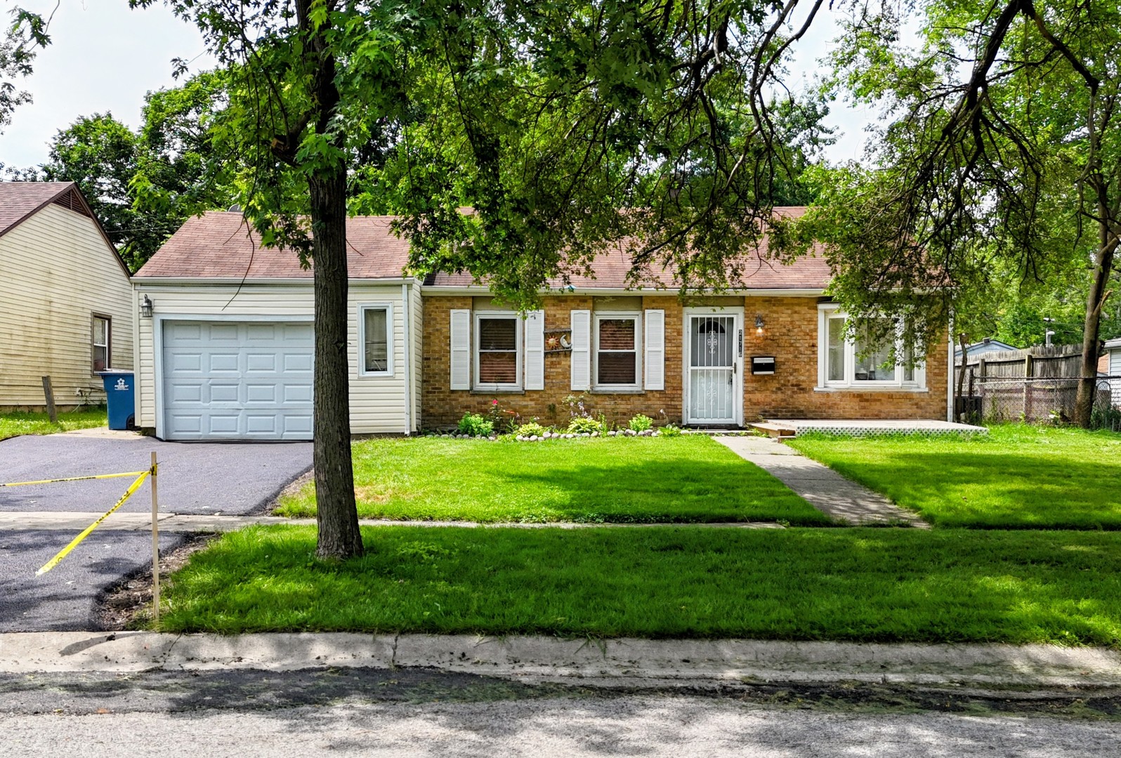 21716 Orion Avenue Property Photo 9