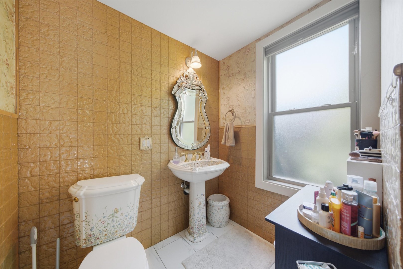 1735 Grey Avenue Property Photo 14