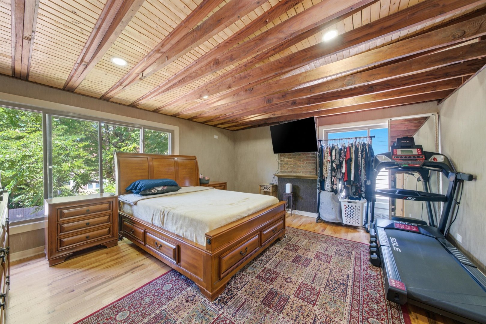 1735 Grey Avenue Property Photo 16