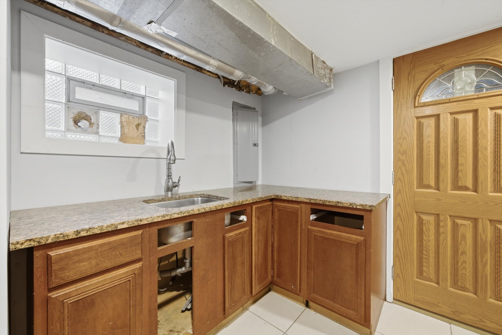1735 Grey Avenue Property Photo 30