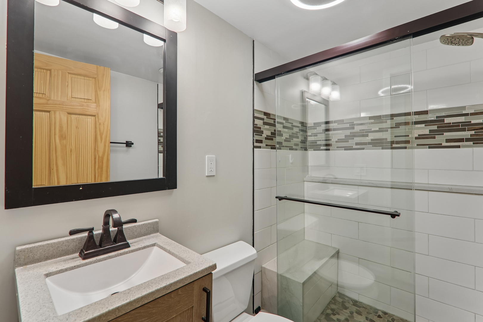 327 Oakwood Drive Property Photo 16