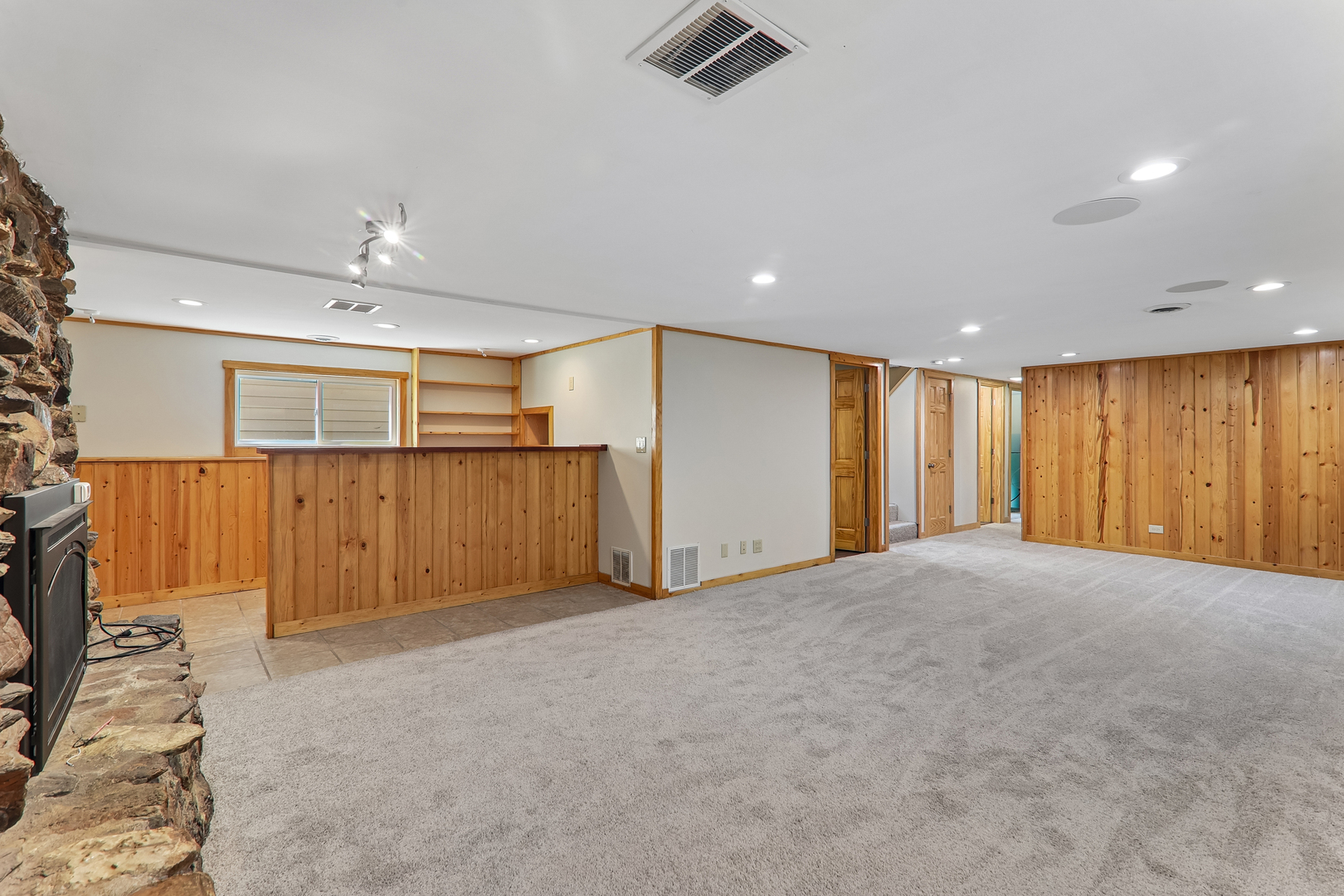 327 Oakwood Drive Property Photo 23