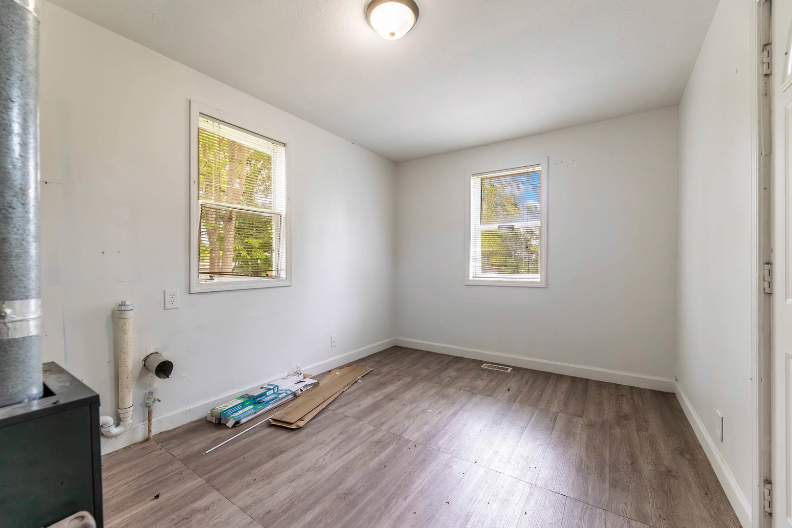306-310 S Lincoln Street Property Photo 12