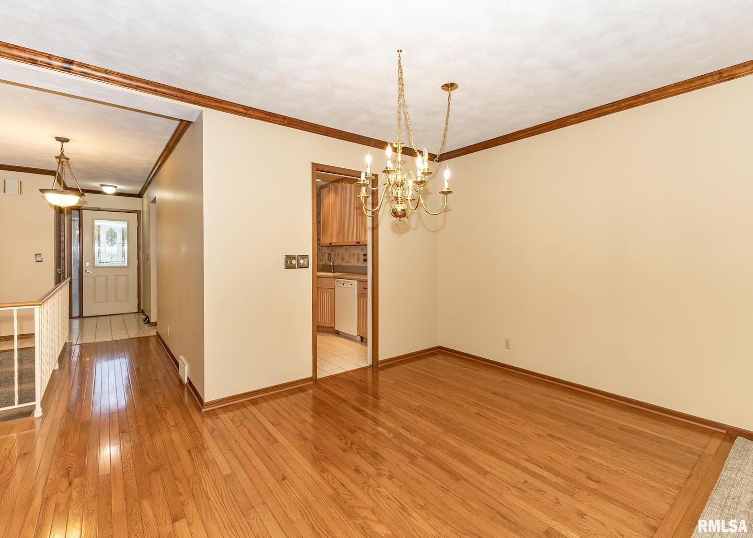 3407 41st Street Property Photo 9
