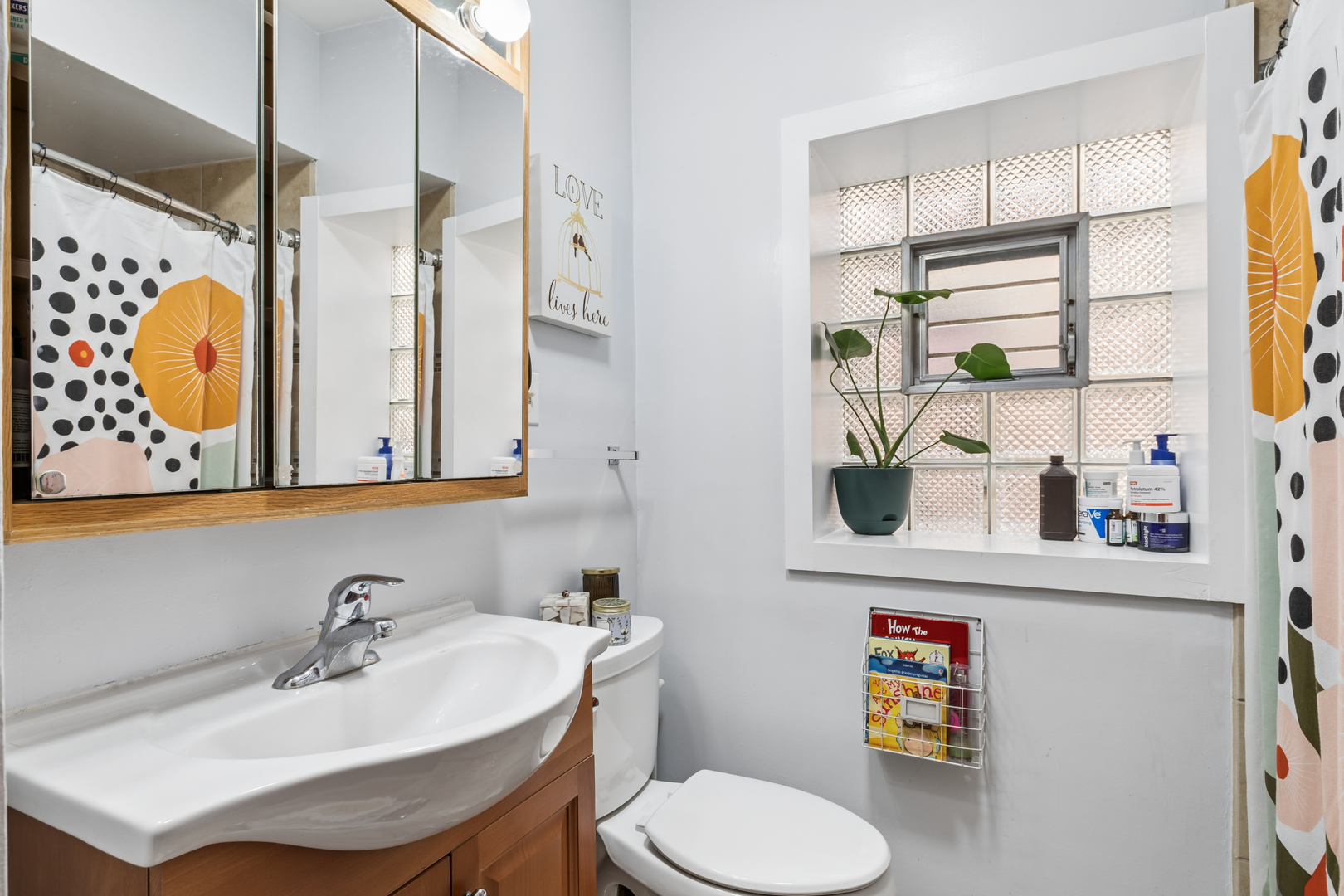6150 W Thorndale Avenue Property Photo 6