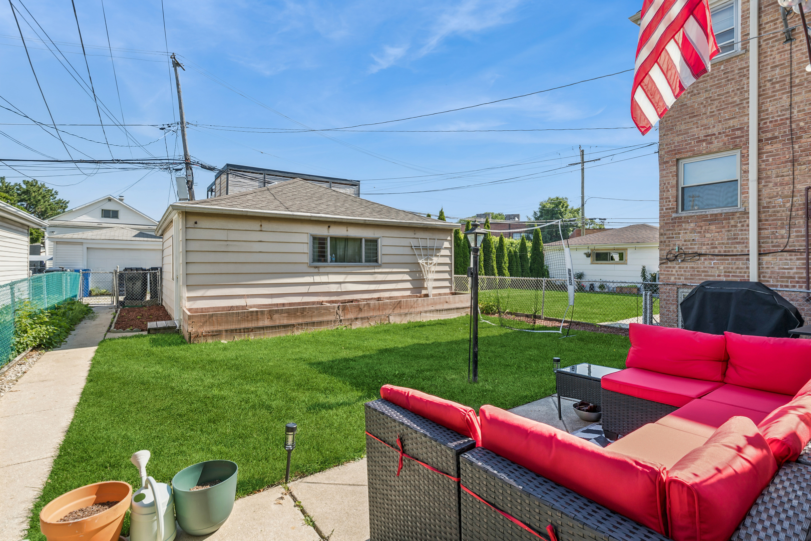 6150 W Thorndale Avenue Property Photo 17