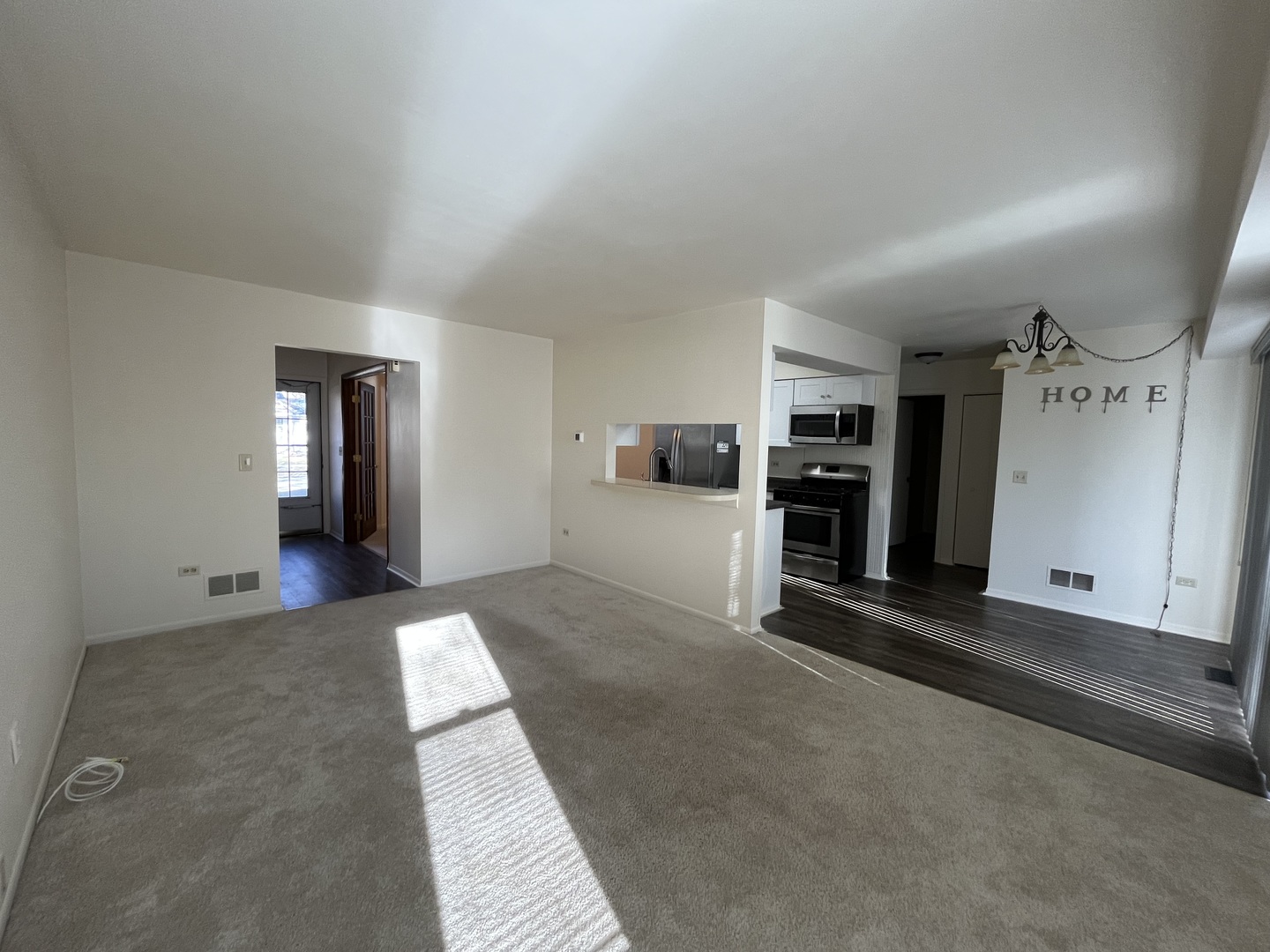 1132 Crimson Court Property Photo 4