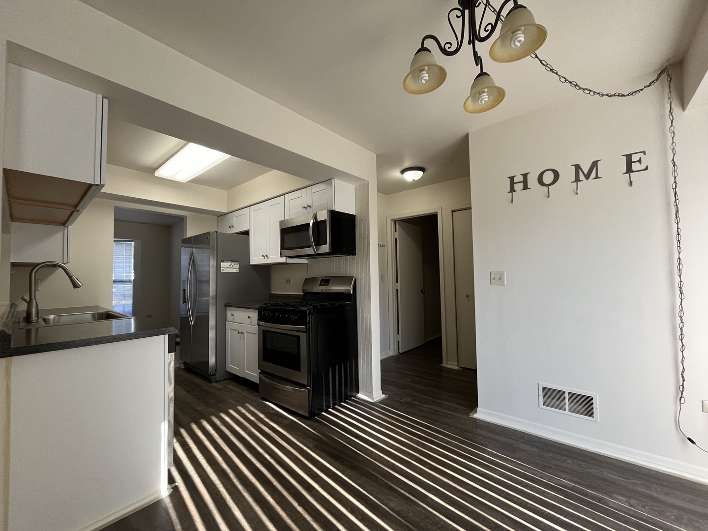 1132 Crimson Court Property Photo 6