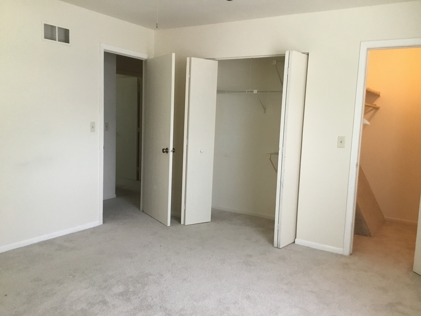 1132 Crimson Court Property Photo 15