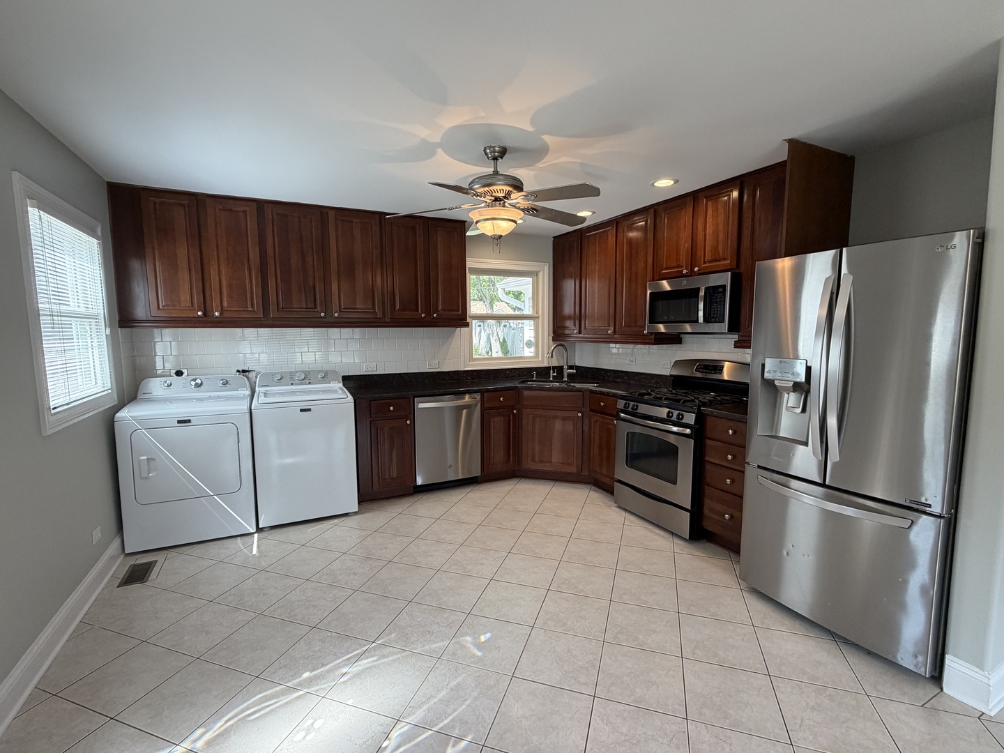 2204 Campbell Street Property Photo 3