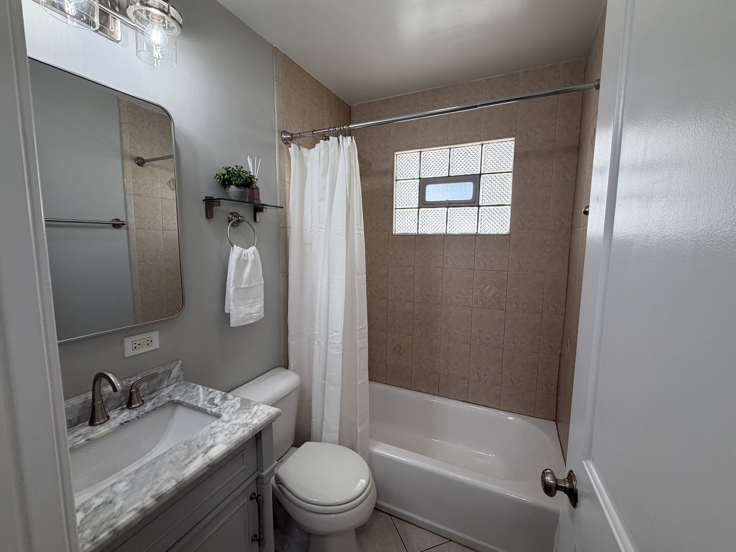 2204 Campbell Street Property Photo 14