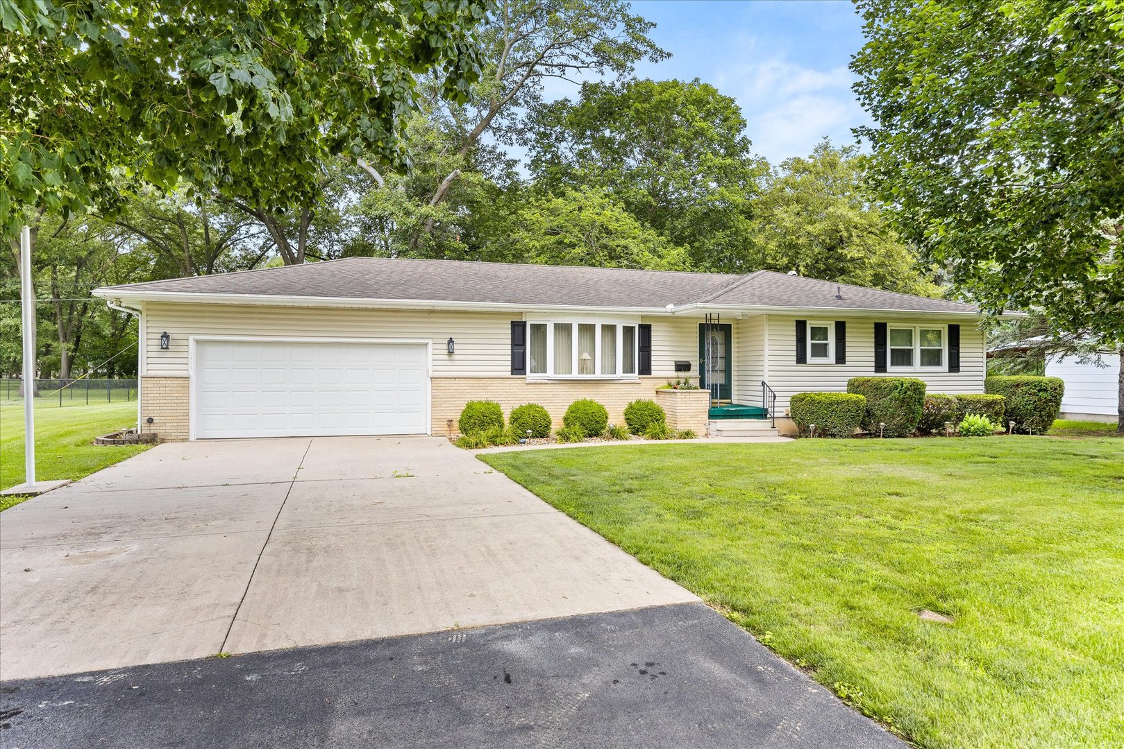 1412 S Jackson Street Property Photo 1