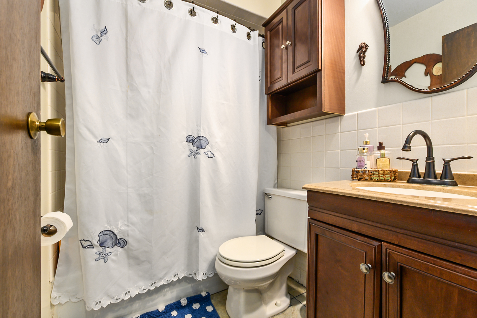 6670 S Brainard Avenue 404 Property Photo 9