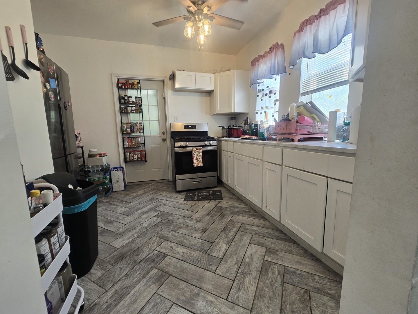 11515 S Eggleston Avenue Property Photo 6
