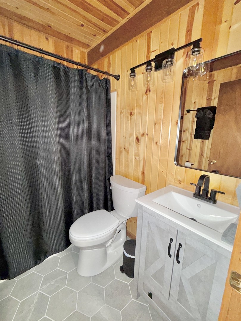 325 Rochester Road Property Photo 16