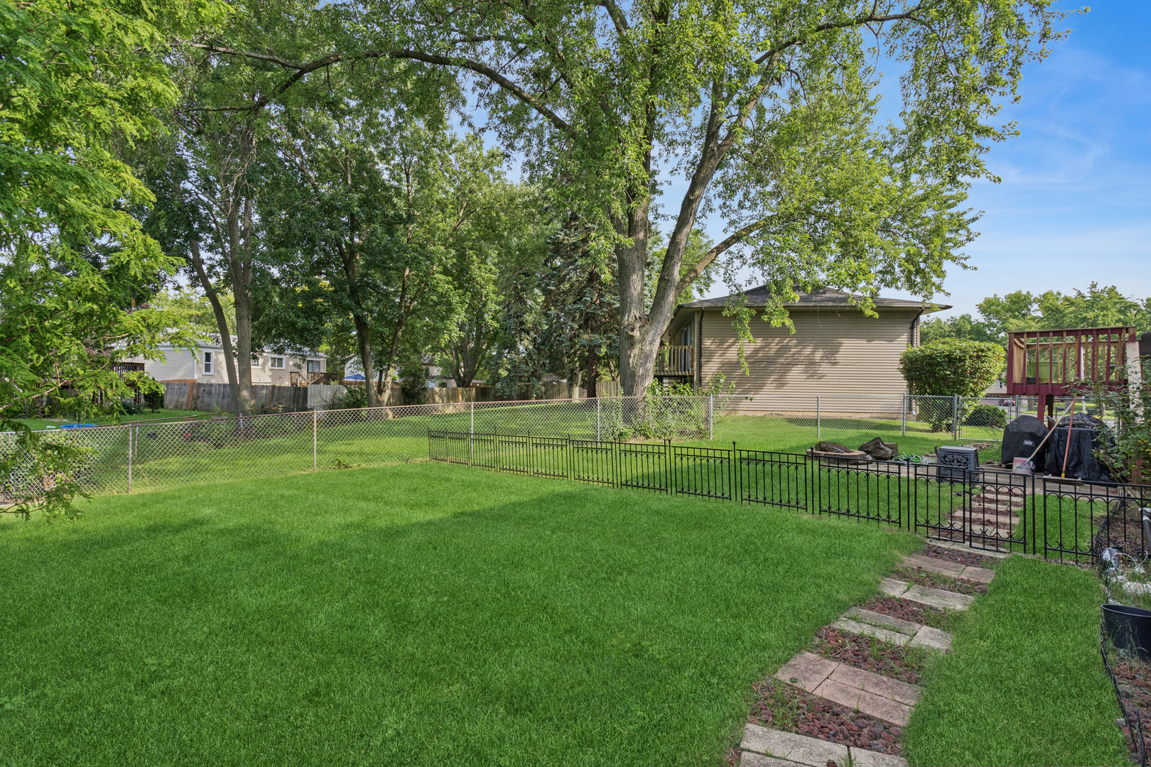 330 Shield Court Property Photo 26
