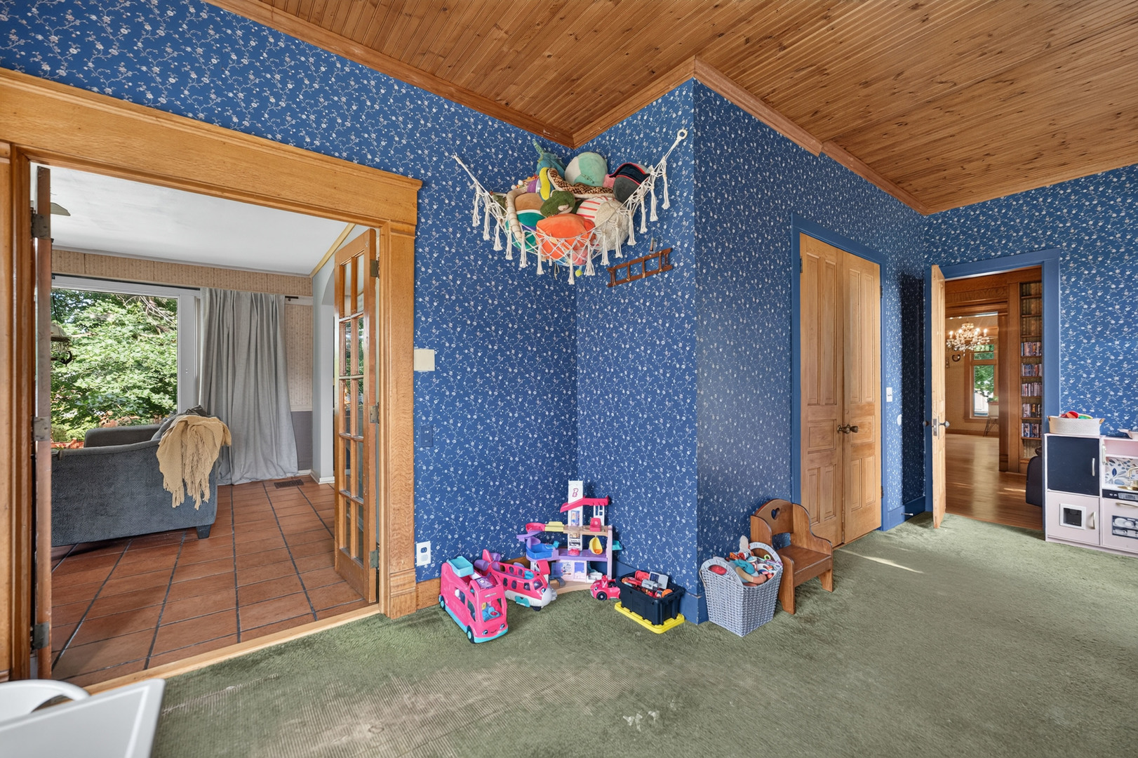120 Elmwood Place Property Photo 34