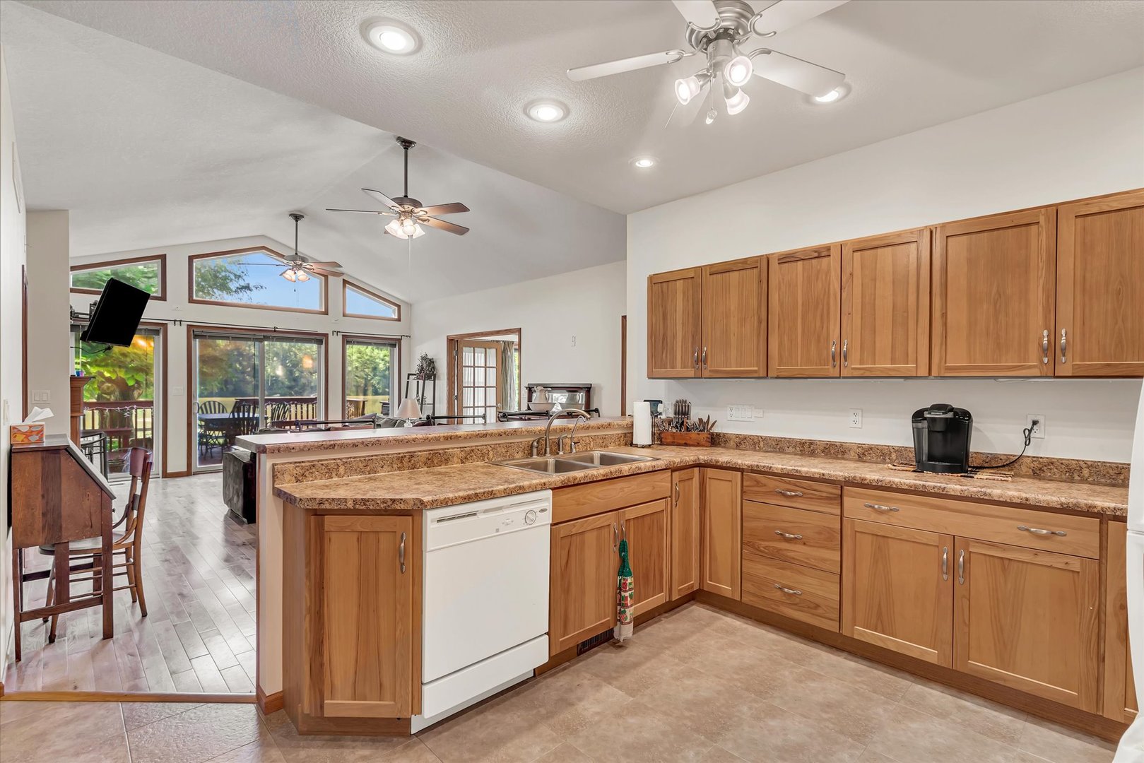 4629 34th Street Property Photo 10