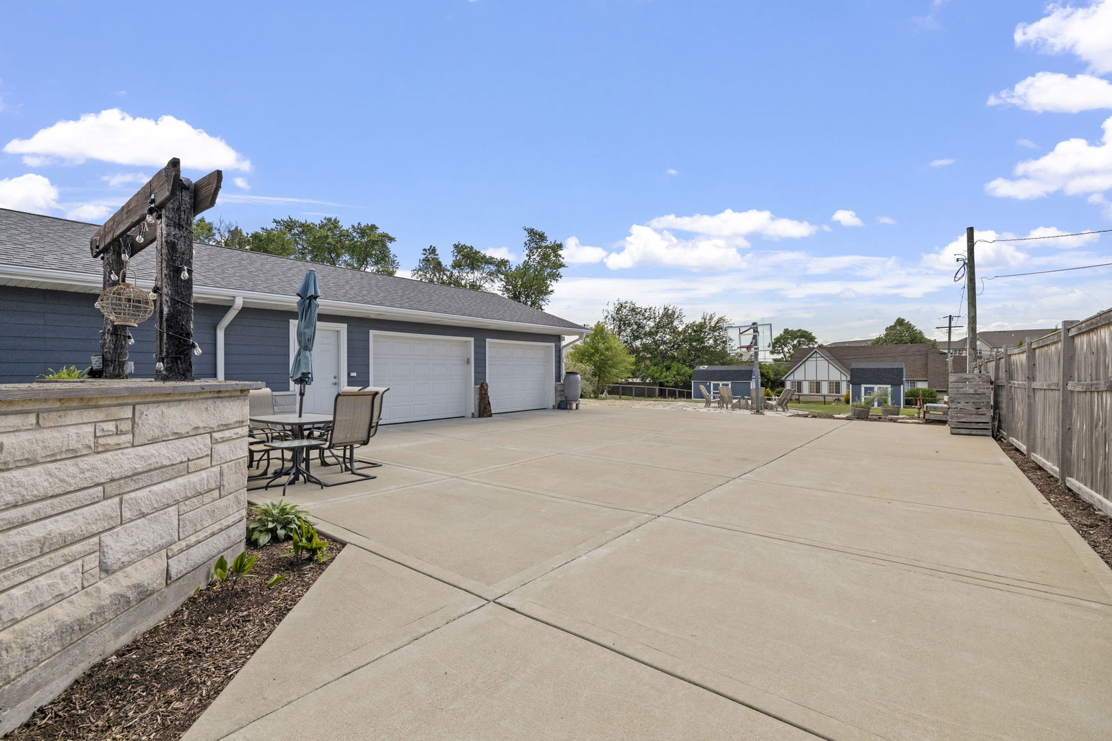 1621 Barthelone Street Property Photo 21