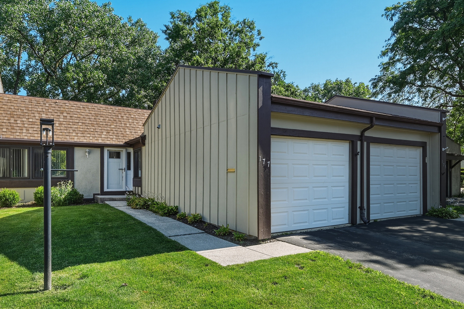 177 Cascade Drive Property Photo 2