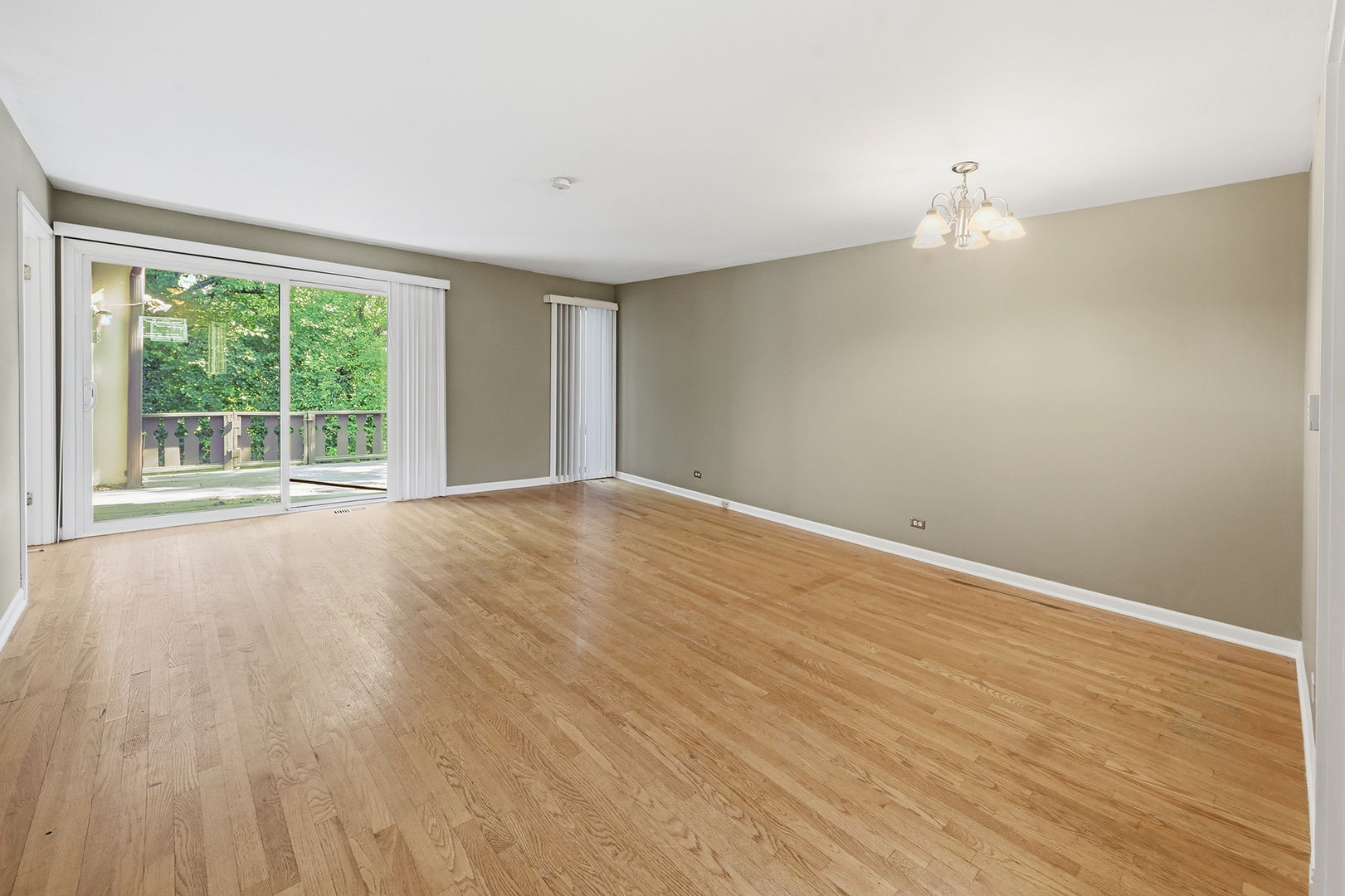 177 Cascade Drive Property Photo 4