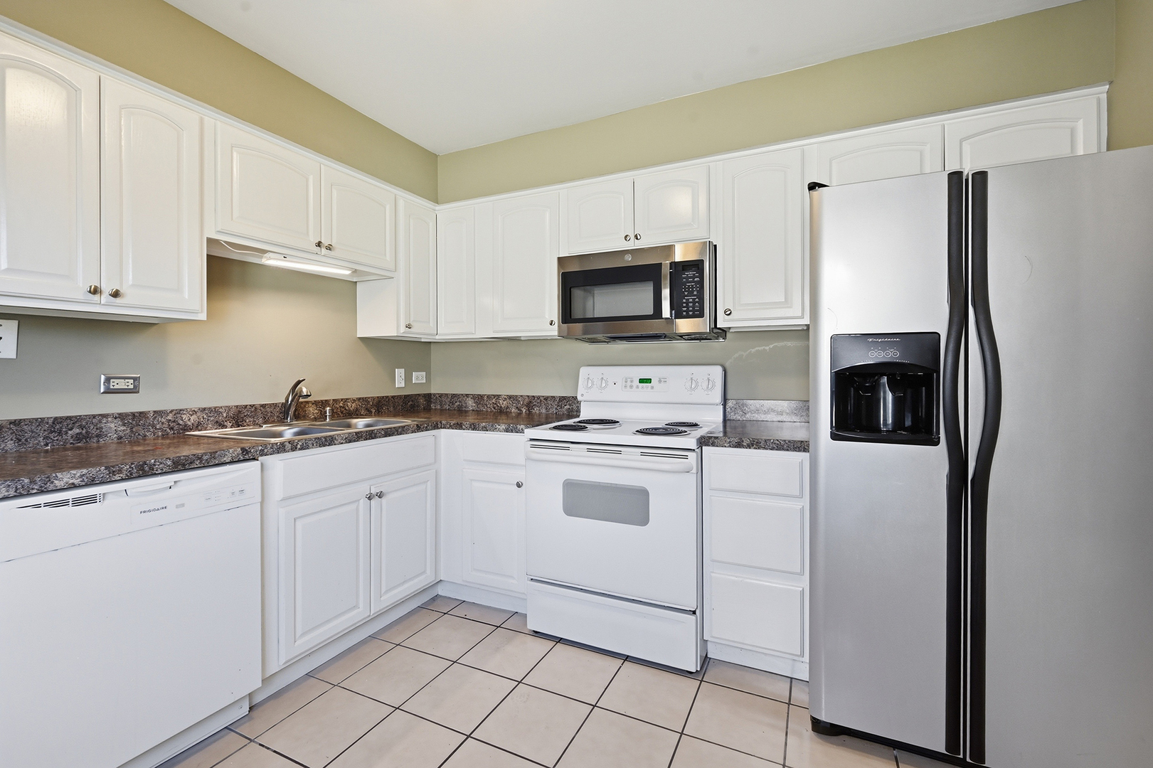 177 Cascade Drive Property Photo 6
