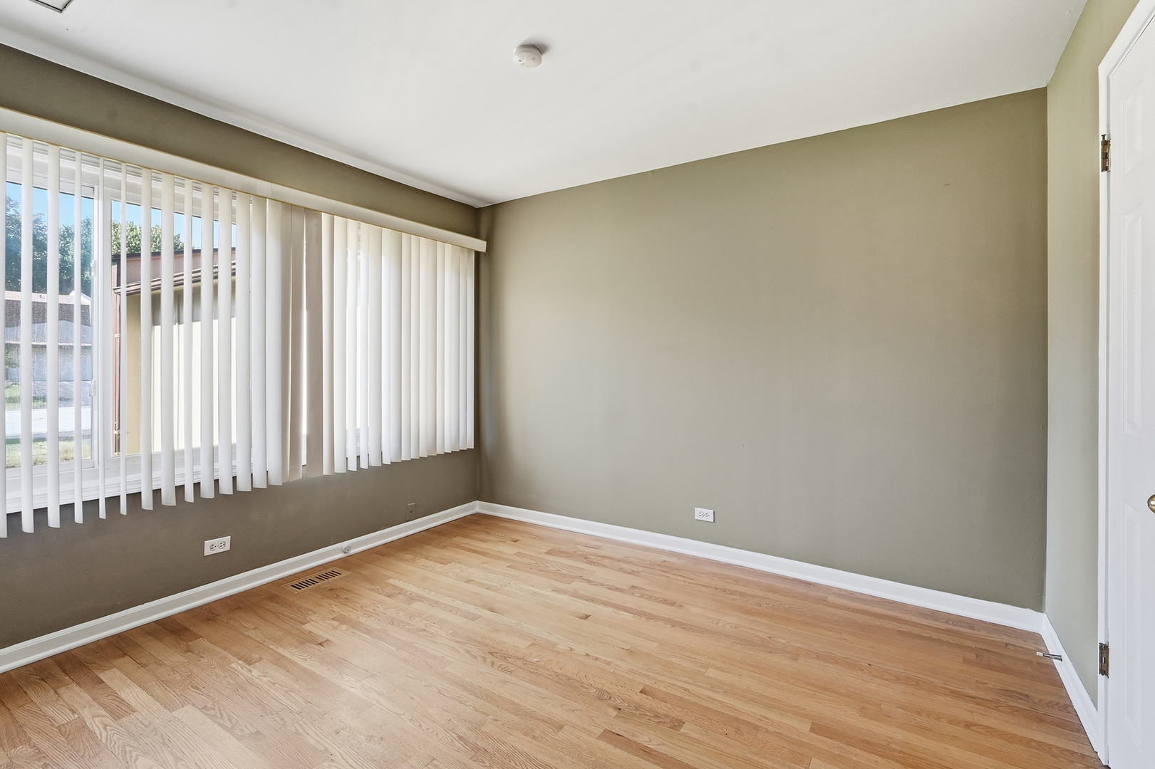177 Cascade Drive Property Photo 11
