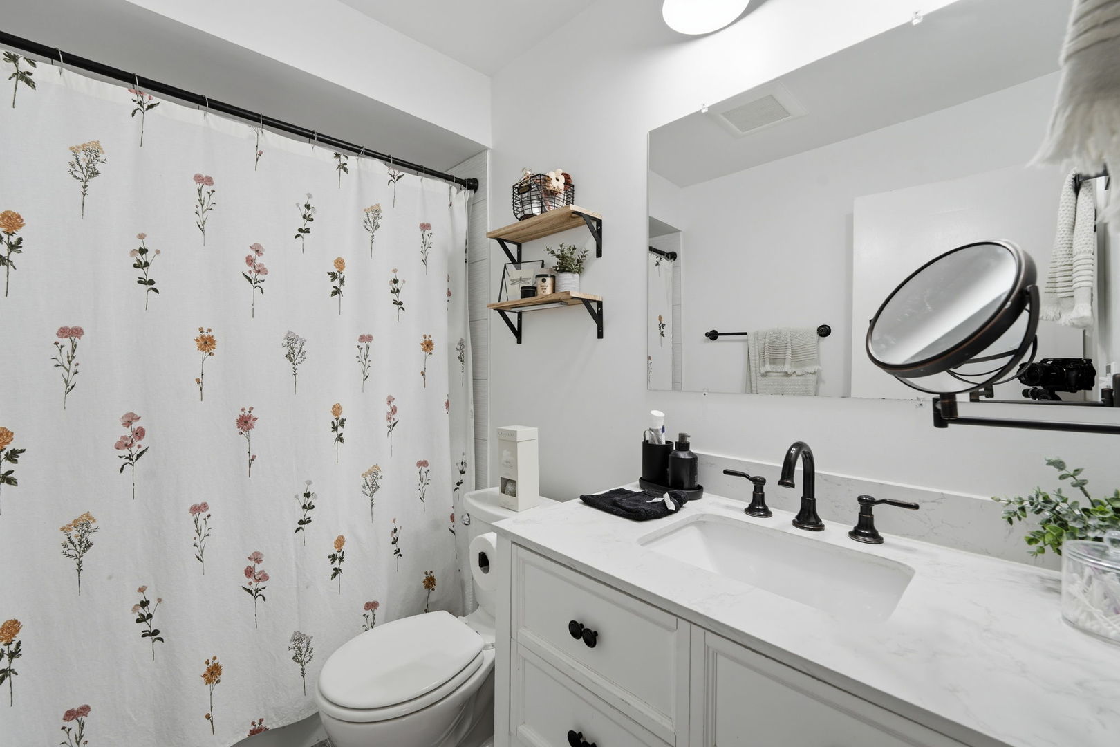 9331 Landings Lane 305 Property Photo 16