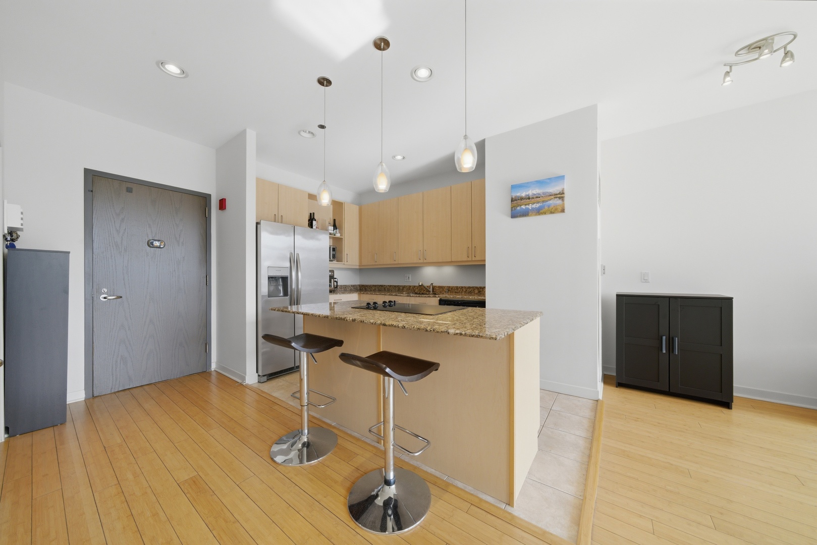 737 W Washington Boulevard 3406 Property Photo 6