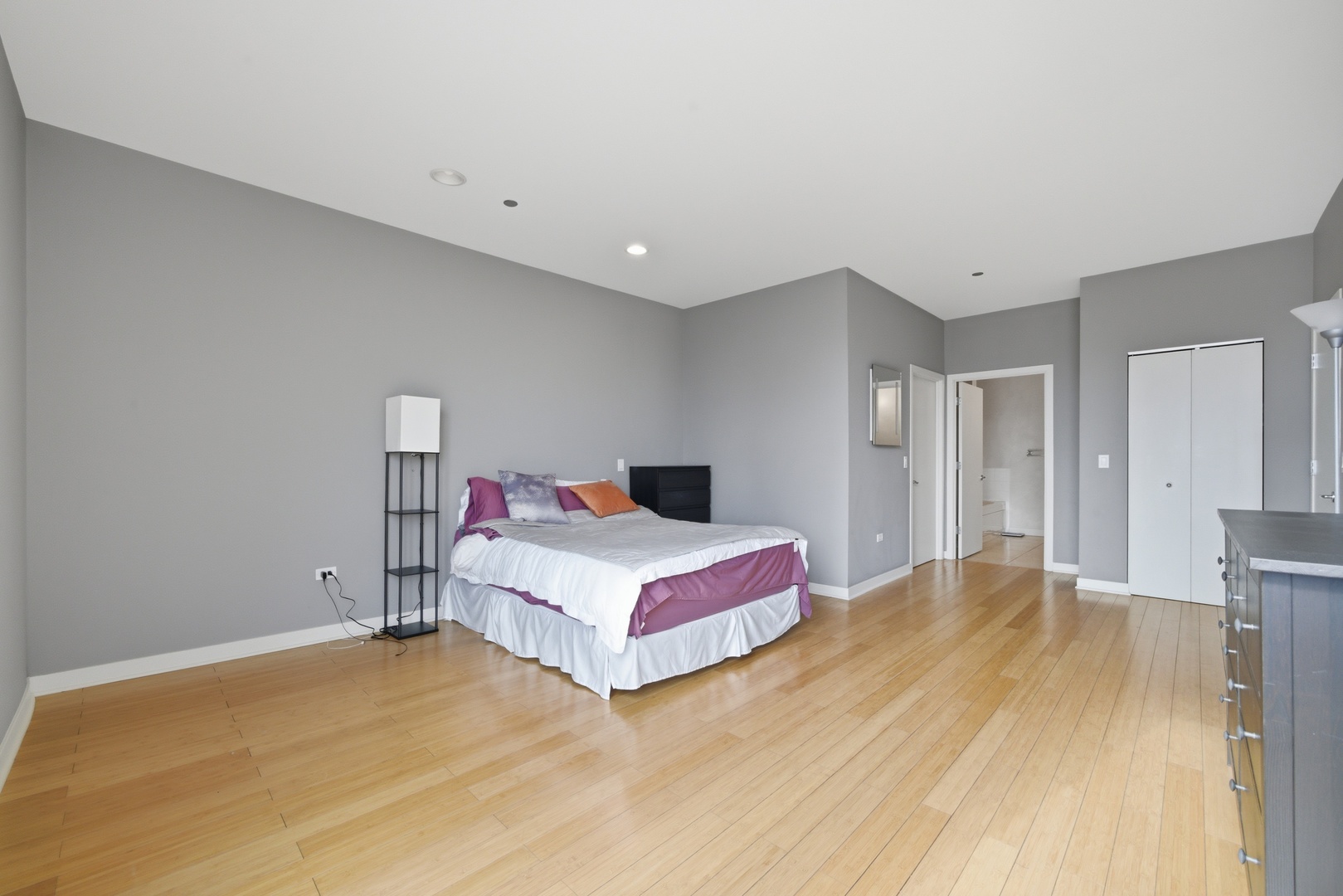 737 W Washington Boulevard 3406 Property Photo 10