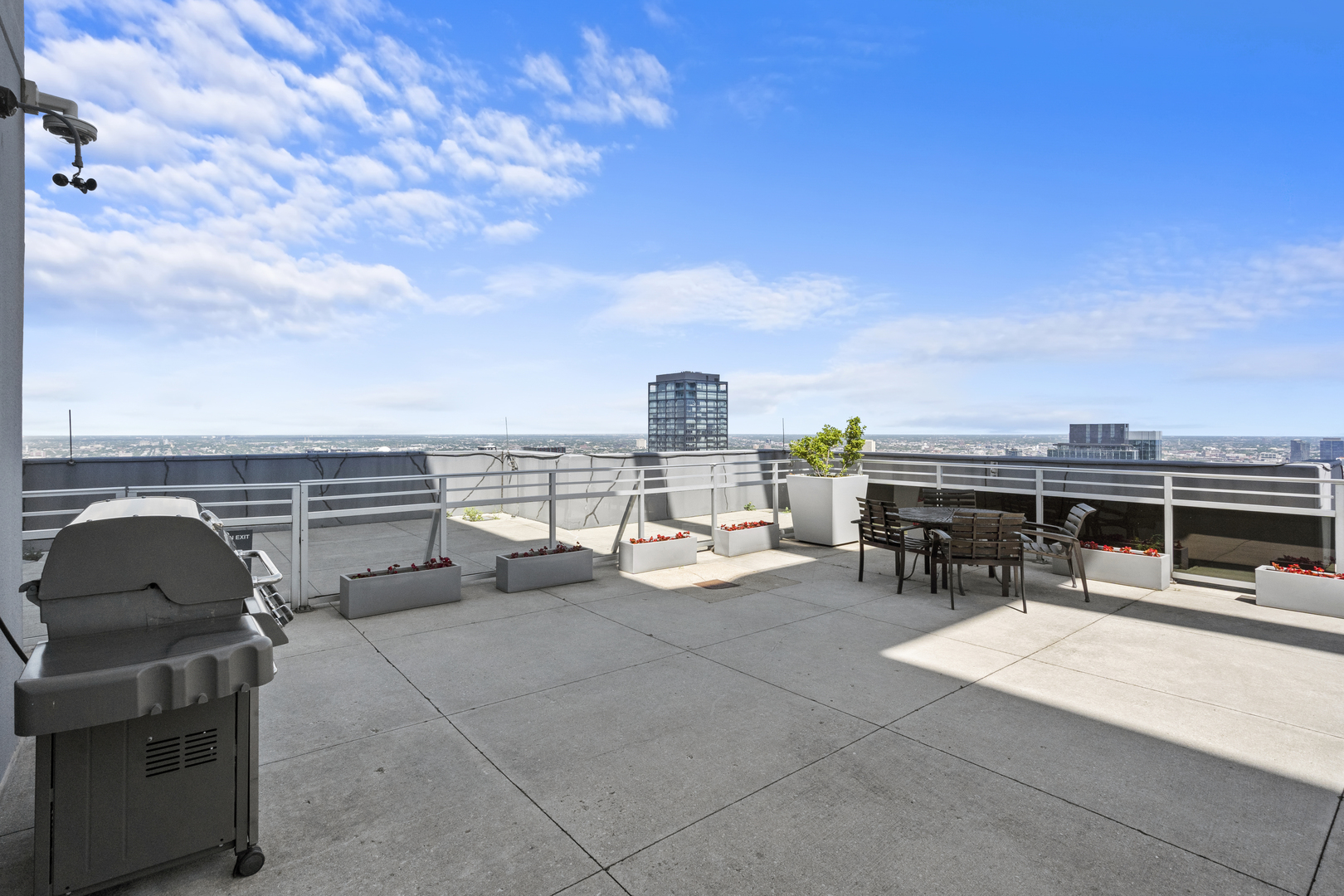 737 W Washington Boulevard 3406 Property Photo 20