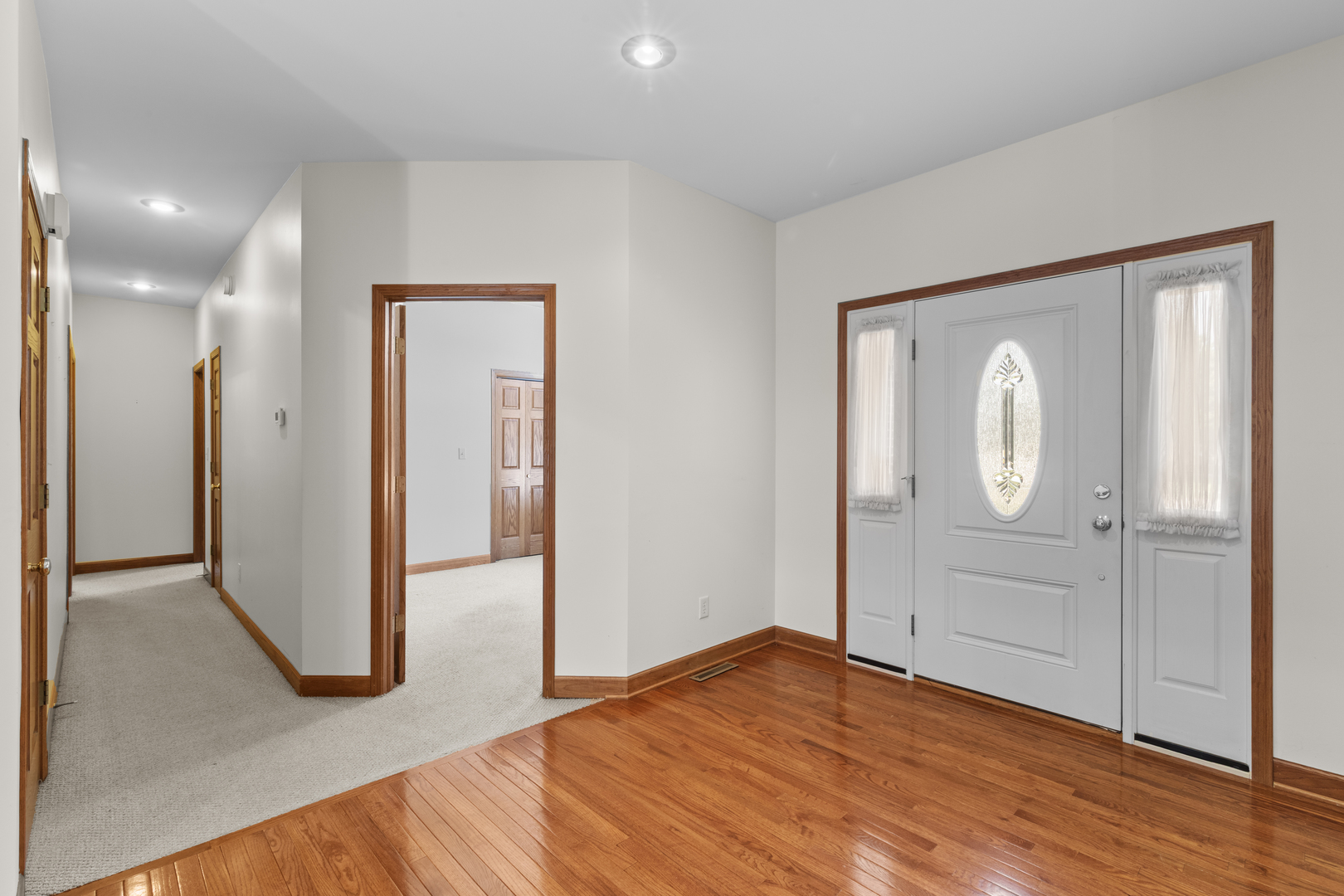 406 E Knights Road Property Photo 4
