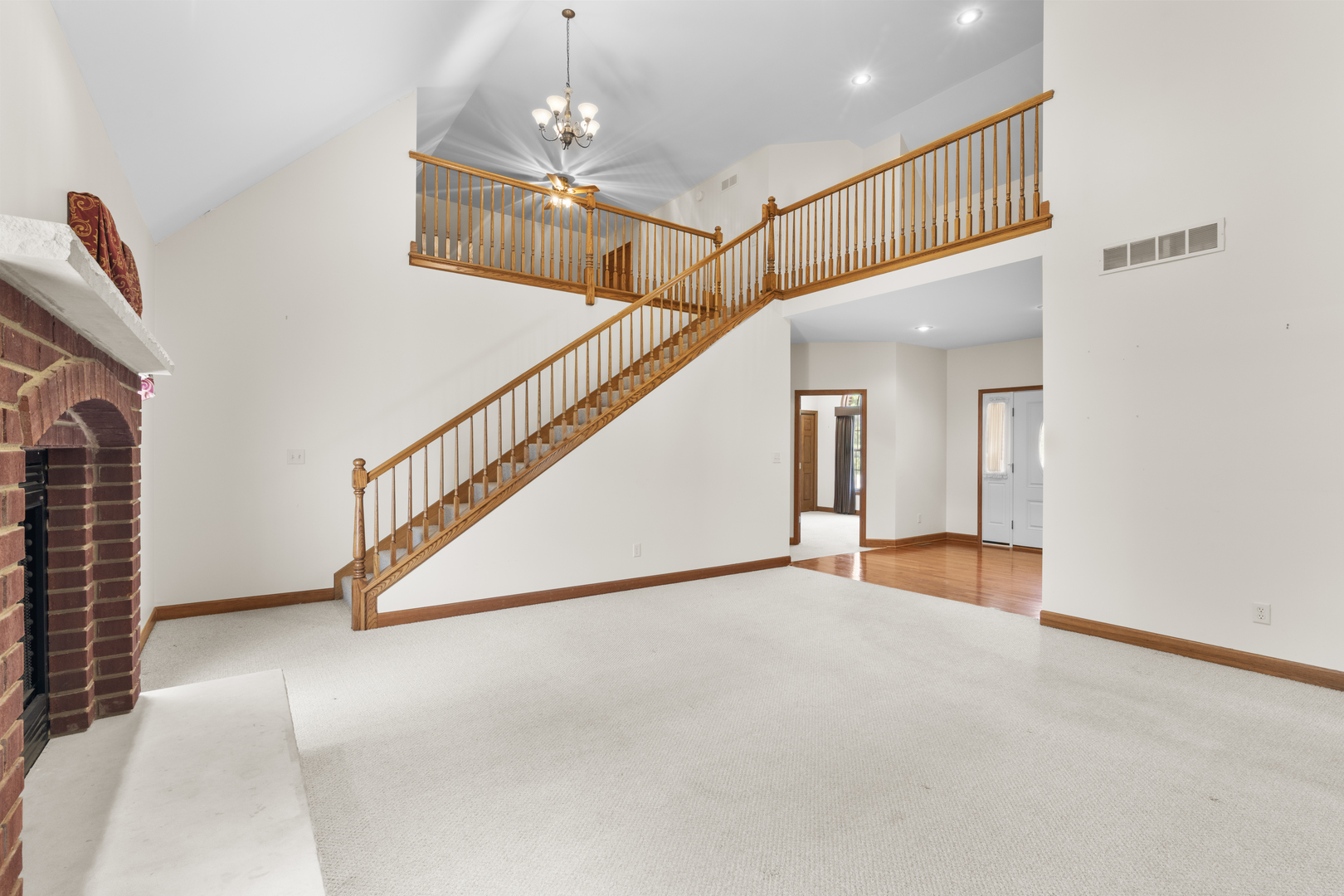 406 E Knights Road Property Photo 7