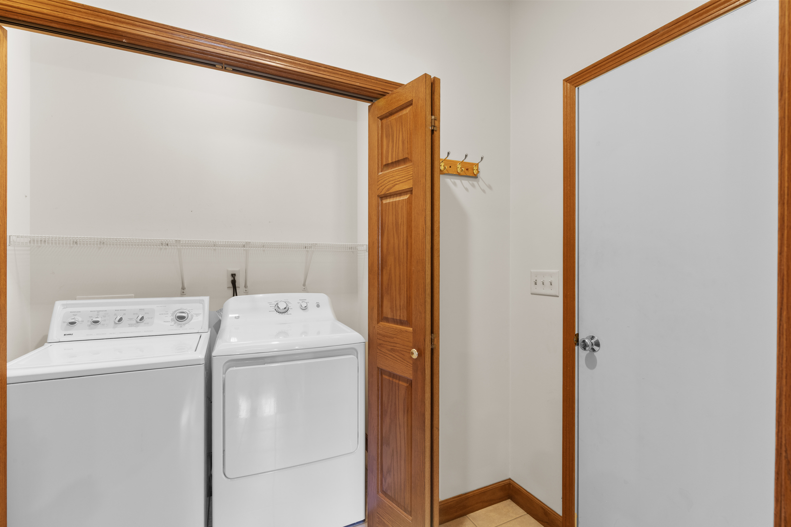 406 E Knights Road Property Photo 13