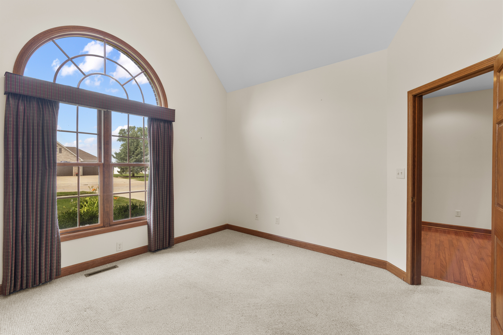 406 E Knights Road Property Photo 15