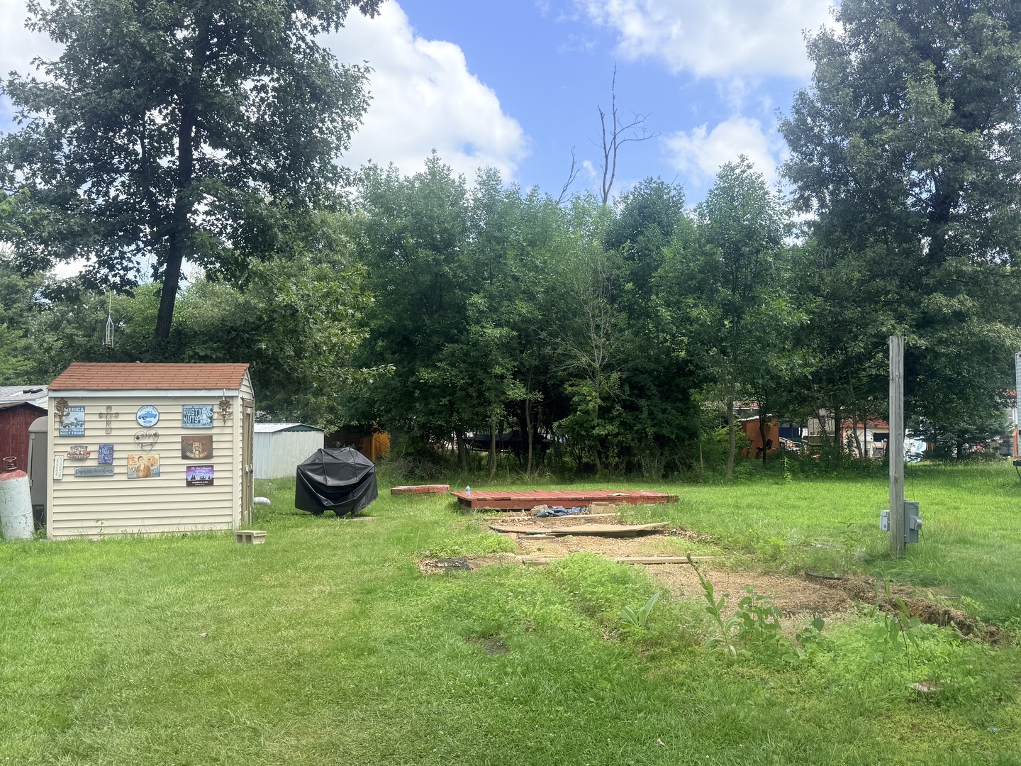 4-120 Woodhaven Lakes Property Photo 1