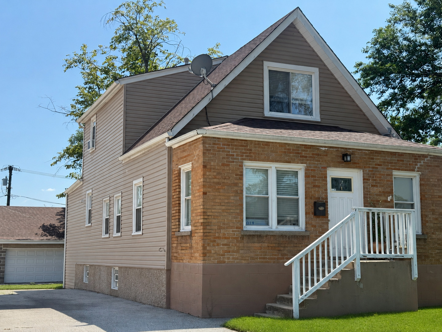 8019 46th Street Property Photo 3
