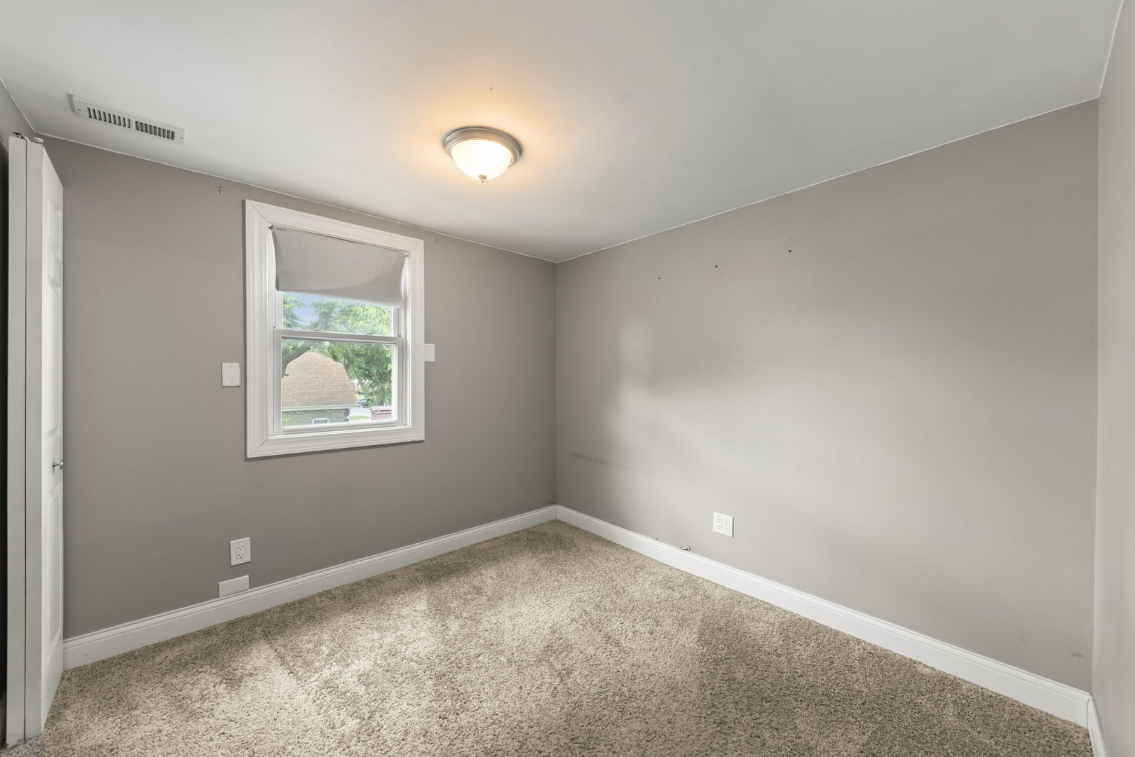 8019 46th Street Property Photo 20