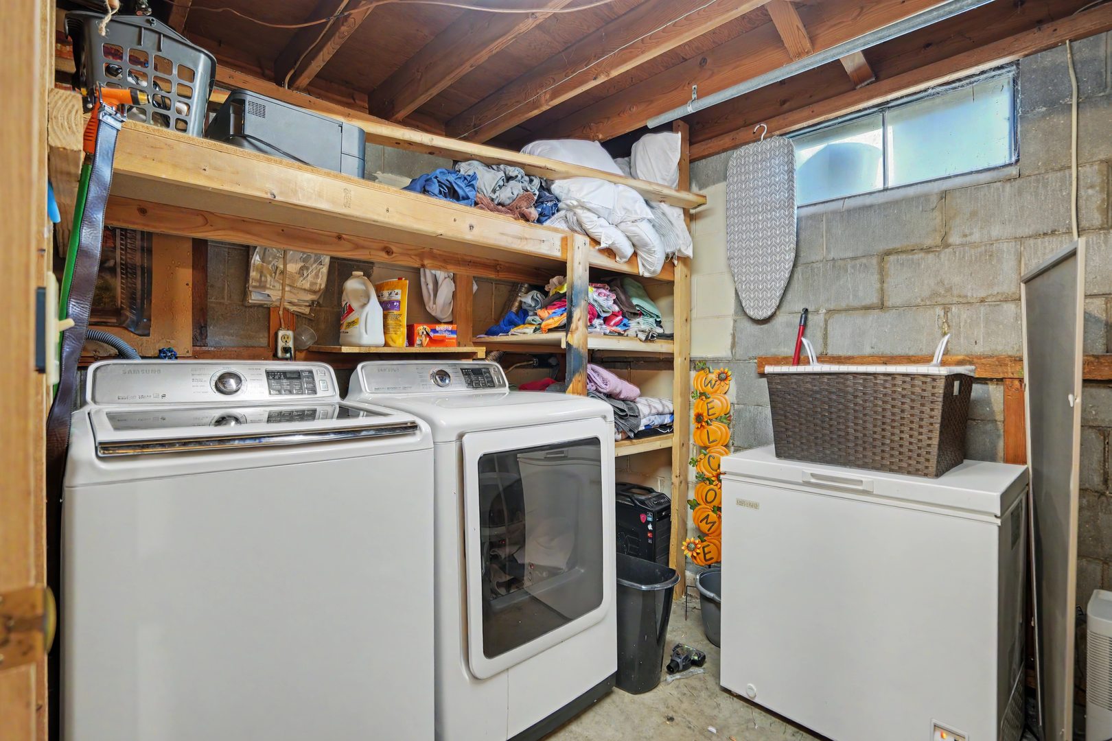 619 Middle Road Property Photo 23