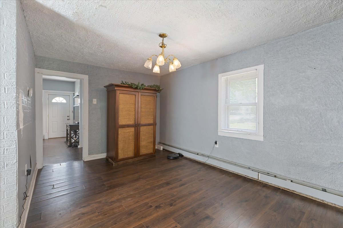 15125 S Dillman Street Property Photo 6